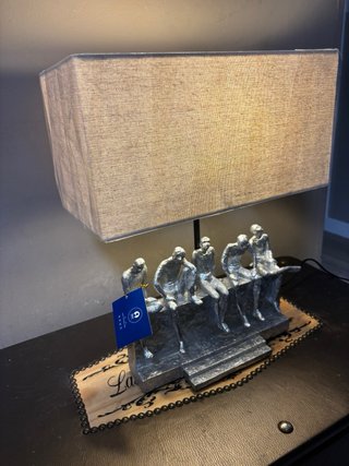 Lámpara de mesa diseño figuras