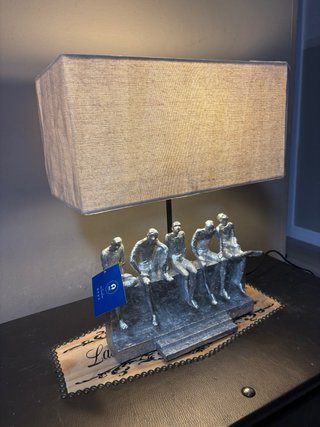 Lámpara de mesa diseño figuras