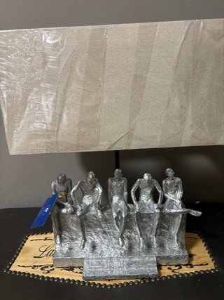 Lámpara de mesa diseño figuras