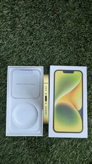 iPhone 14 Amarillo