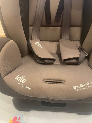 Silla de coche Joie tal cual se ve en la foto