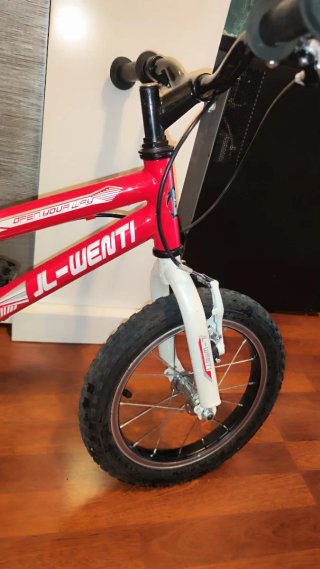 Bicicleta infantil roja J-Wenti