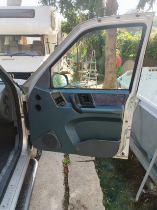 Tata Safari 2001