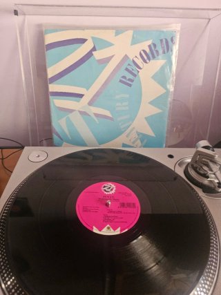 Fun 2 U - Walking On Music 1997 Vinilo