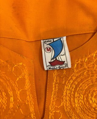 Blusa naranja bordada talla única