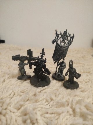 Grimaldus y Séquito Templarios Negros Warhammer40K