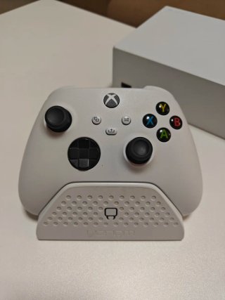 Xbox Series S Blanca + Mando
