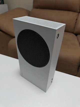 Xbox Series S Blanca + Mando