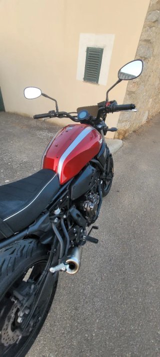 Yamaha XSR 700/ 2019 con 19.900 km