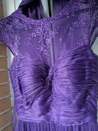 Vestido de fiesta morado Pronovias