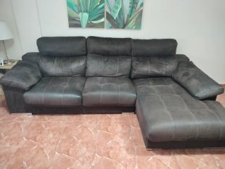 ÚLTIMO PRECIO Sofá cheslong marrón y gris