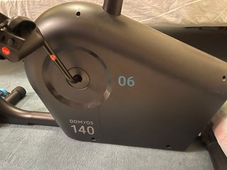 BICICLETA ESTATICA DOMYOS 140