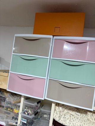 Cajoneras de plástico multicolor