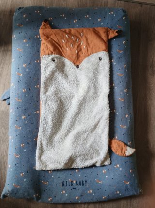 Cambiador bebé con funda de zorro