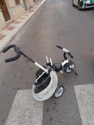 Triciclo para bebé