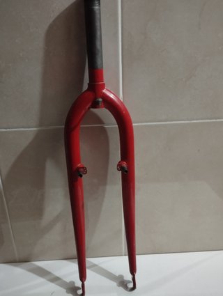 Horquilla MTB 26 Roja totalmente nueva