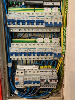 Instalaciones eléctricas, fotovoltaica y climatiza
