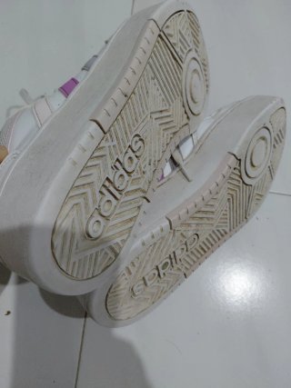 Zapatillas Adidas Blancas y Rosas