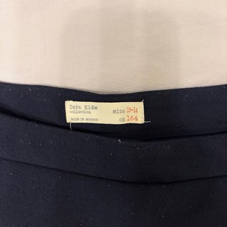 Falda pantalón azul marino de Zara