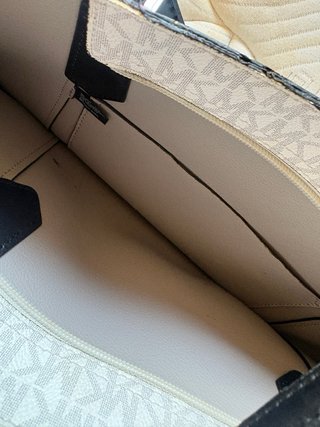 Bolso Michael Kors Gris y Blanco