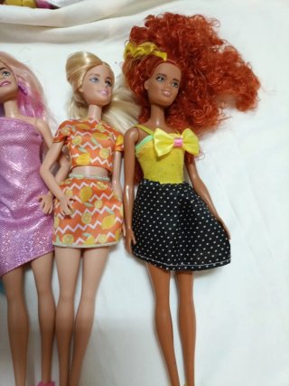 Lote 4 Muñecas Barbie