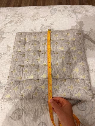 8 Cojines para Sillas Beige y Dorado