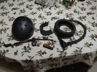 Patinete Xiaomi Mi Scooter 1S + Accesorios