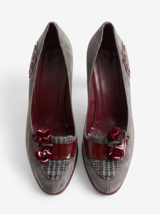 Zapatos de tacón Sa grises y rojos