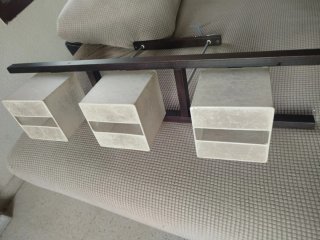 Lámpara de techo beige moderna