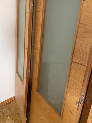 Puertas de roble con ventana