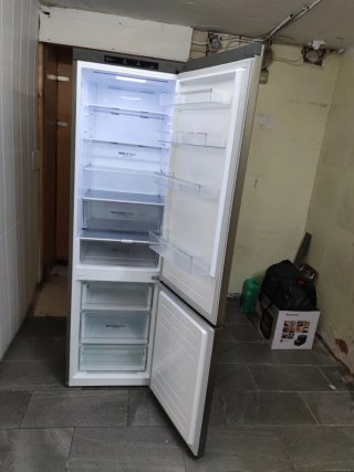 Nevera LG Inox clase D 203x60cm con garantía