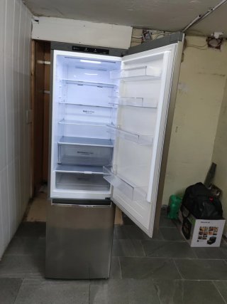 Nevera LG Inox clase D 203x60cm con garantía