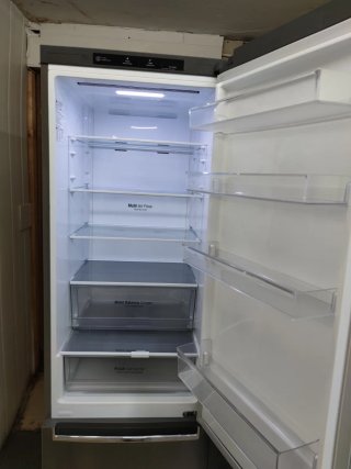 Nevera LG Inox clase D 203x60cm con garantía