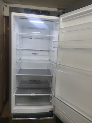Nevera LG Inox clase D 203x60cm con garantía