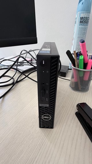 Ordenador Dell Negro Semi Nuevo