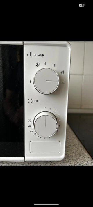 Microondas Qilive 20L 6.423