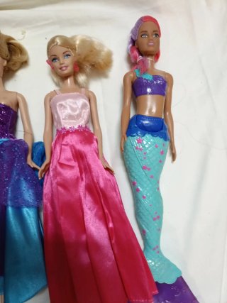 Lote 4 Barbies Vestidos Princesa y Sirena