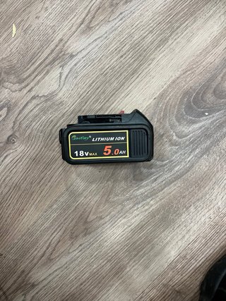Taladro compacto y práctico