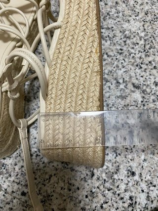 Sandalias cuña esparto Lefties beige