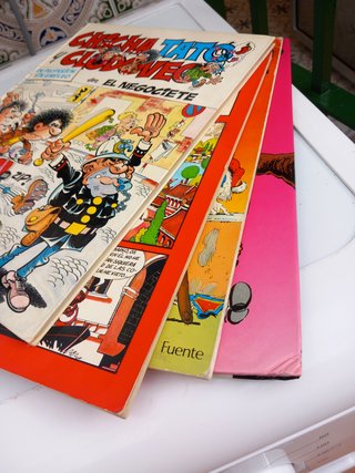 Lote 4 comics.