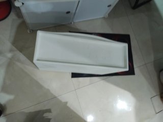 Zapatero blanco de plástico