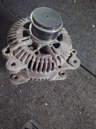 Alternador Valeo 180A VW AG 021 903 026 L