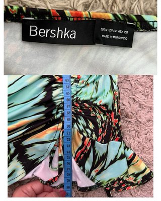 Vestido Bershka fruncido estampado mariposas