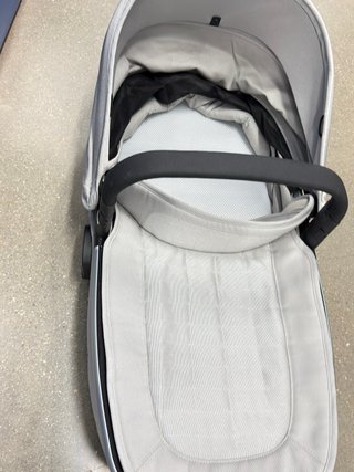 Carrito Joolz con capazo