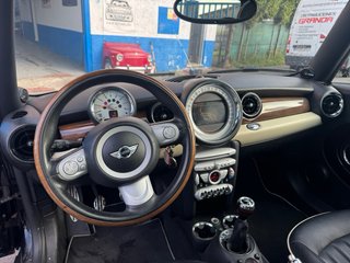 MINI Cooper 2010