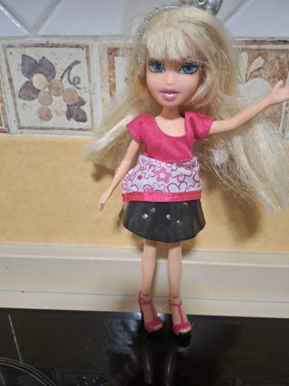 Lote Muñecas Bratz con Accesorios