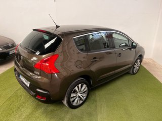 Peugeot 3008 2011