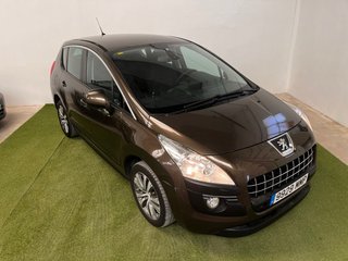 Peugeot 3008 2011
