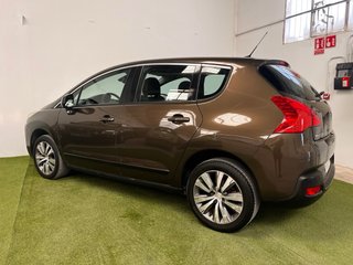 Peugeot 3008 2011