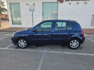 Renault Clio 2004